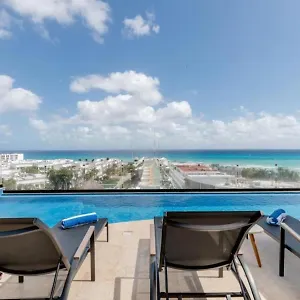 One Paralia Apartamento Playa del Carmen
